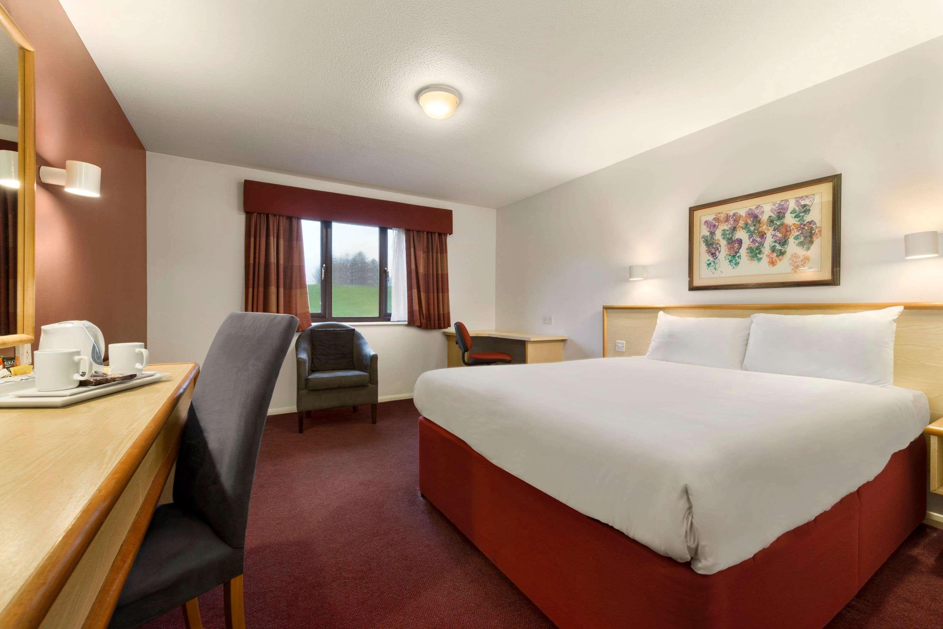 Days Inn Hotel גרטנה גרין מראה חיצוני תמונה