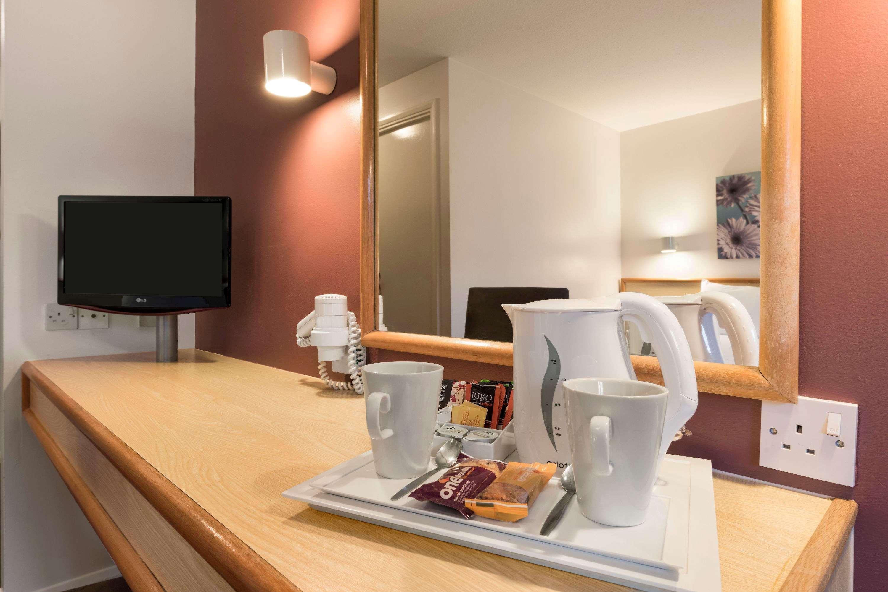Days Inn Hotel גרטנה גרין מראה חיצוני תמונה