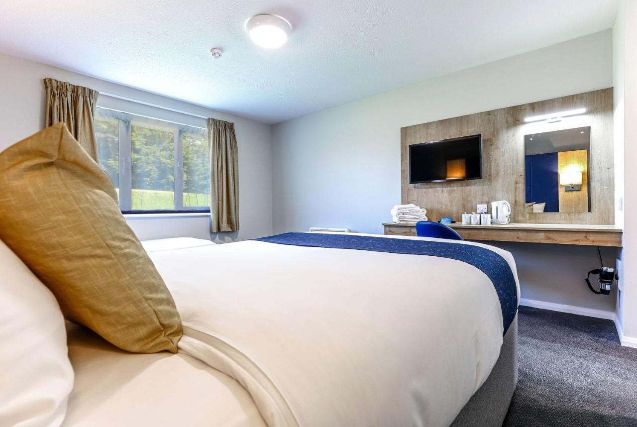 Days Inn Hotel גרטנה גרין מראה חיצוני תמונה