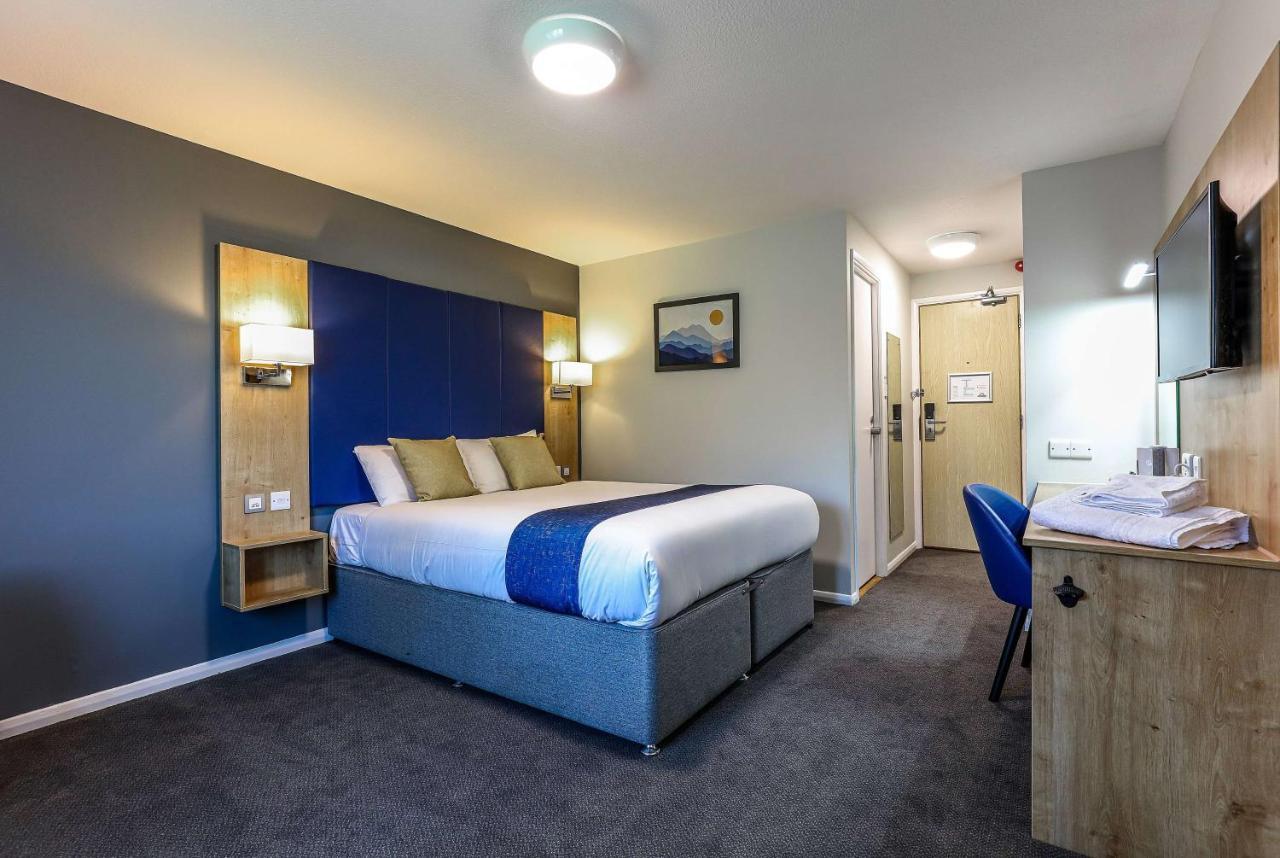 Days Inn Hotel גרטנה גרין מראה חיצוני תמונה